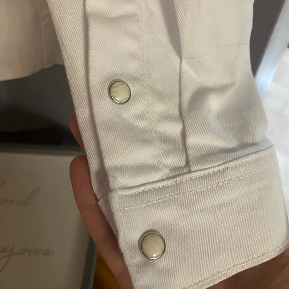 True Religion Western White Shirt Jacket W/Pearl Snaps Denim Stretch Size XL - Picture 8 of 9